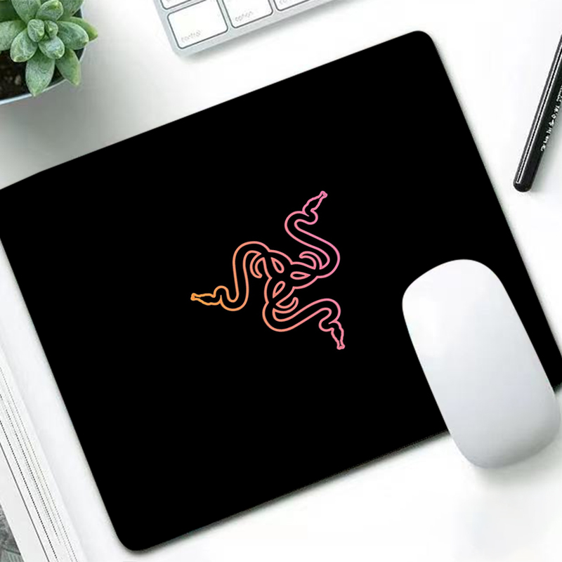 Razer Luxury Mouse Pad Anime G - Gaming Keyboard Easy To Clean ulasan dan harga